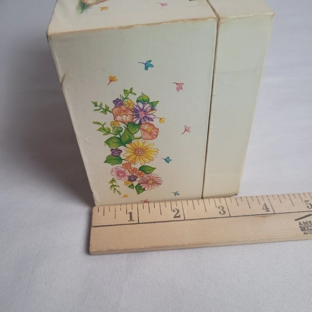 Vintage 1980's Girls Musical Ballerina Jewelry Box London Bridges Wal Mart